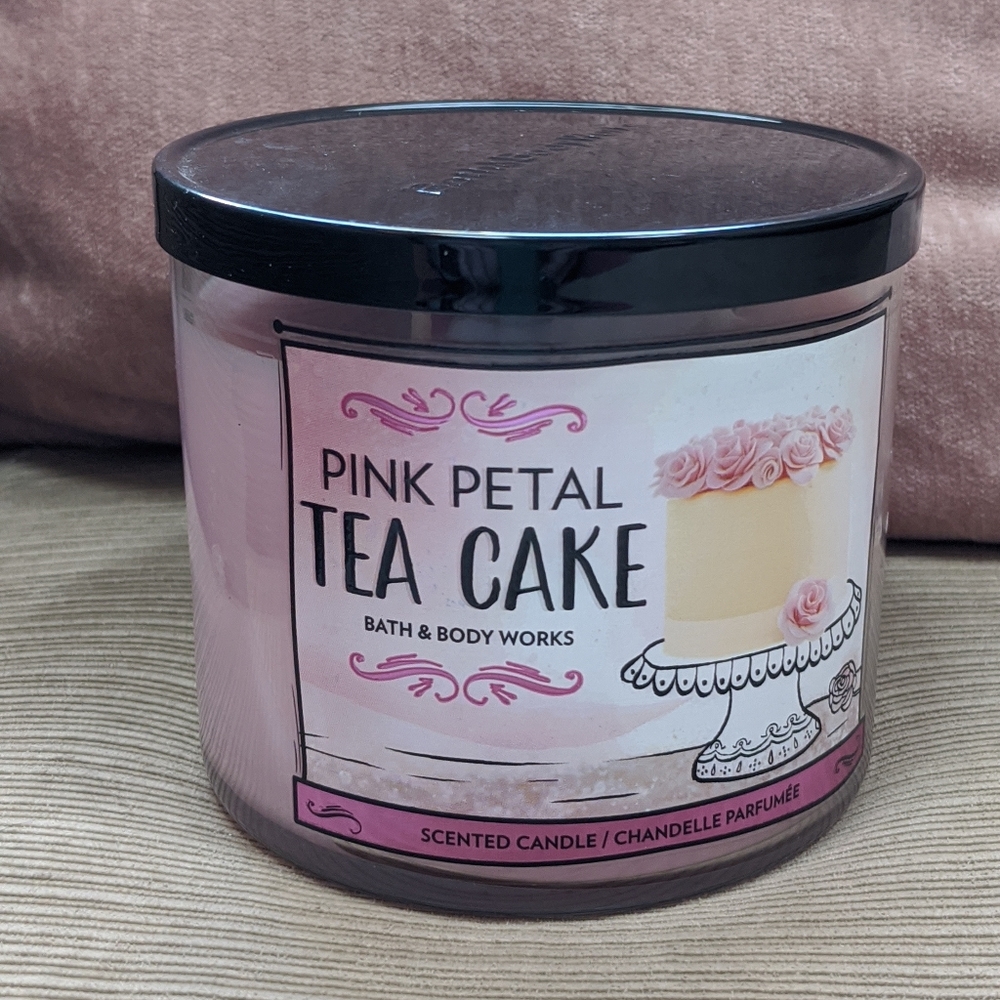 Pink Petal Tea Cake Candle